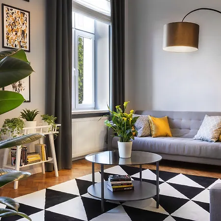 Between Old Town And Kazimierz *