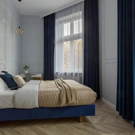 Between Old Town And Kazimierz