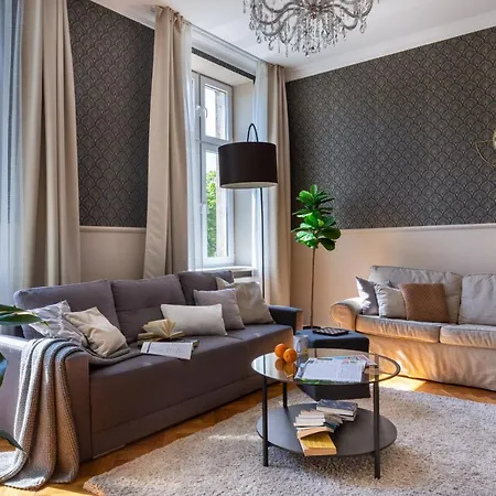 Apartment Fragola Between Old Town And Jewish Quarter