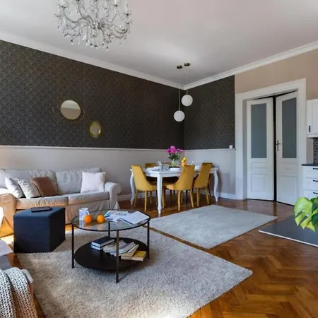 Between Old Town And Kazimierz * クラクフ