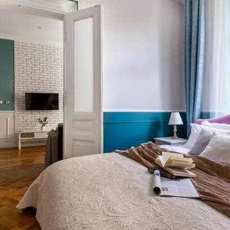 Between Old Town And Kazimierz *